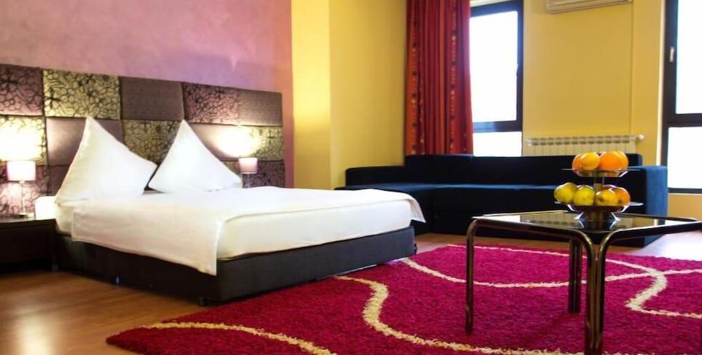 Hotel Perla Timişoara Extérieur photo