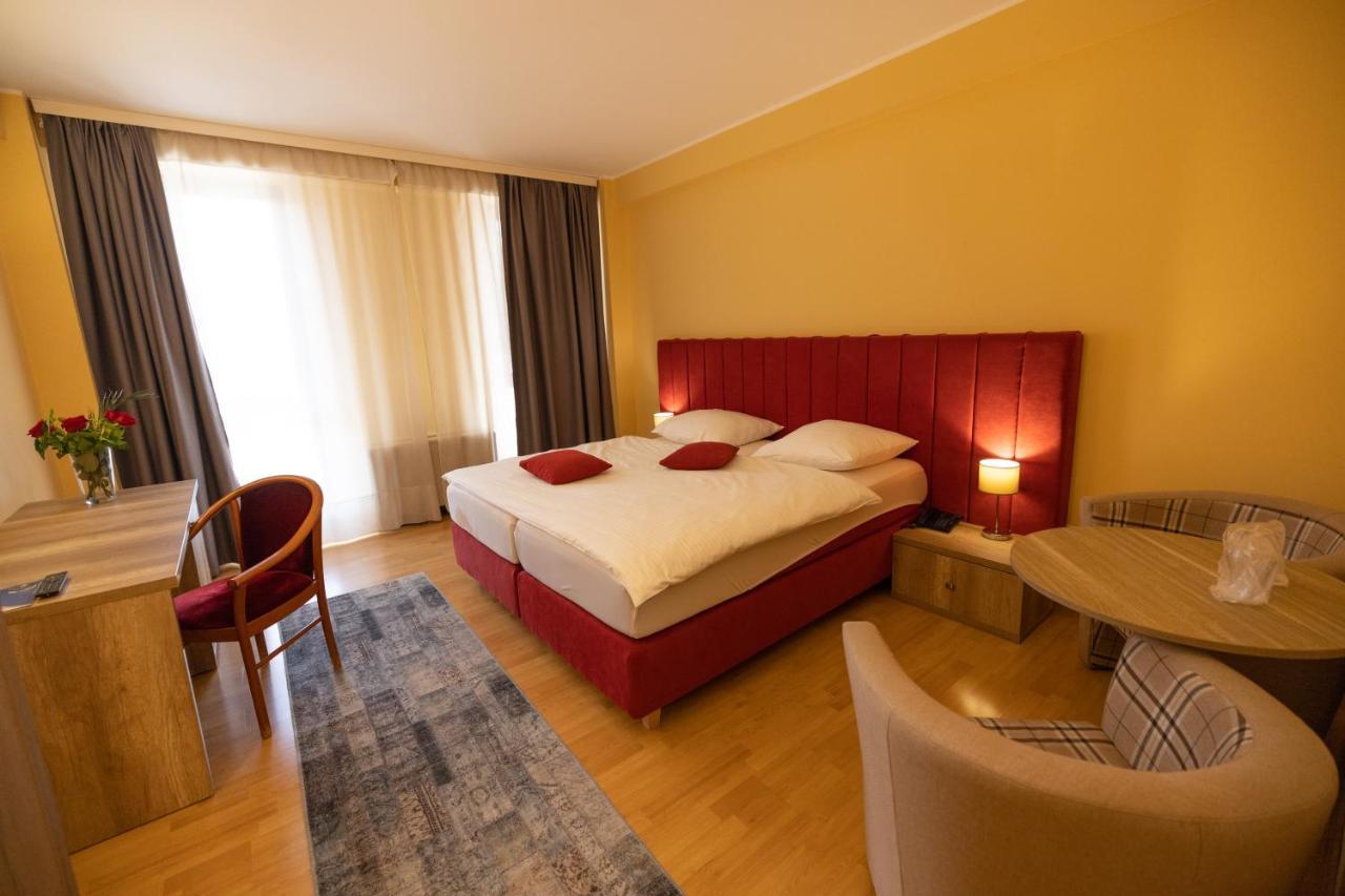 Hotel Perla Timişoara Extérieur photo