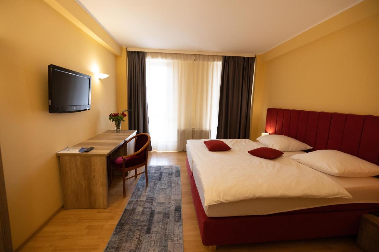 Hotel Perla Timişoara Extérieur photo