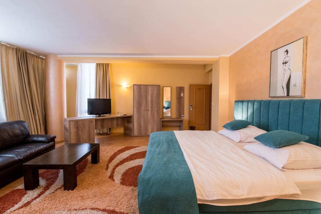 Hotel Perla Timişoara Extérieur photo