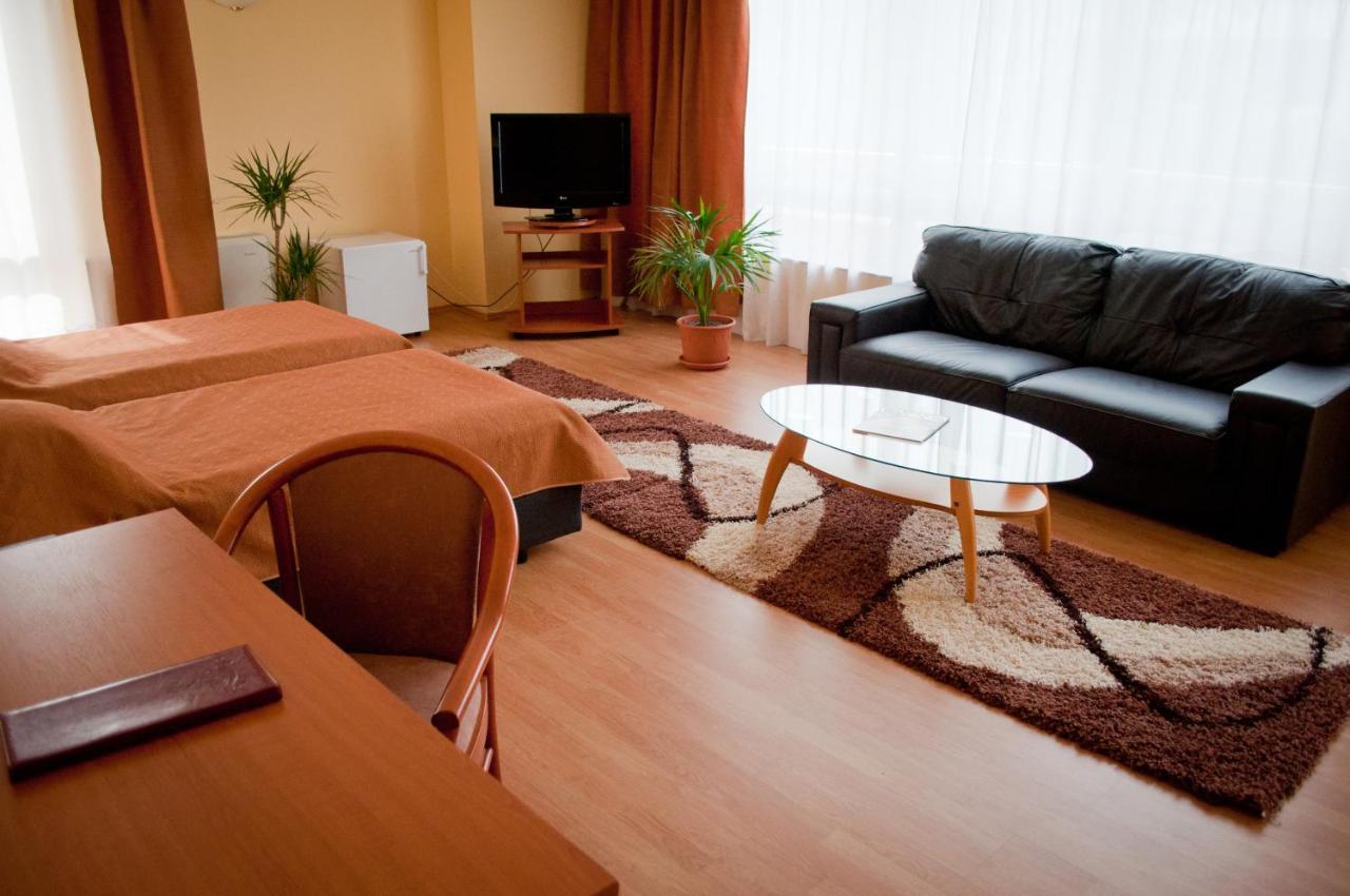 Hotel Perla Timişoara Extérieur photo