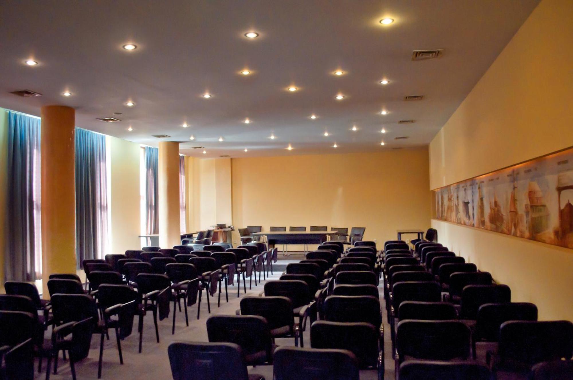 Hotel Perla Timişoara Business photo