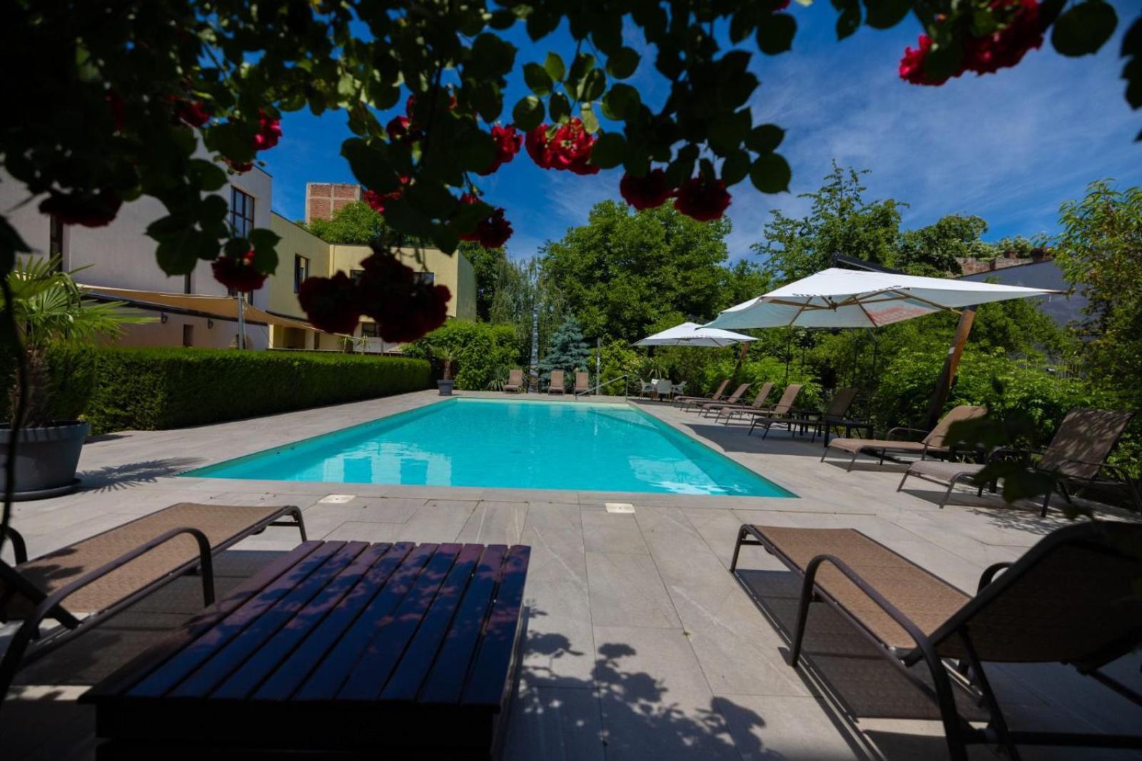 Hotel Perla Timişoara Extérieur photo