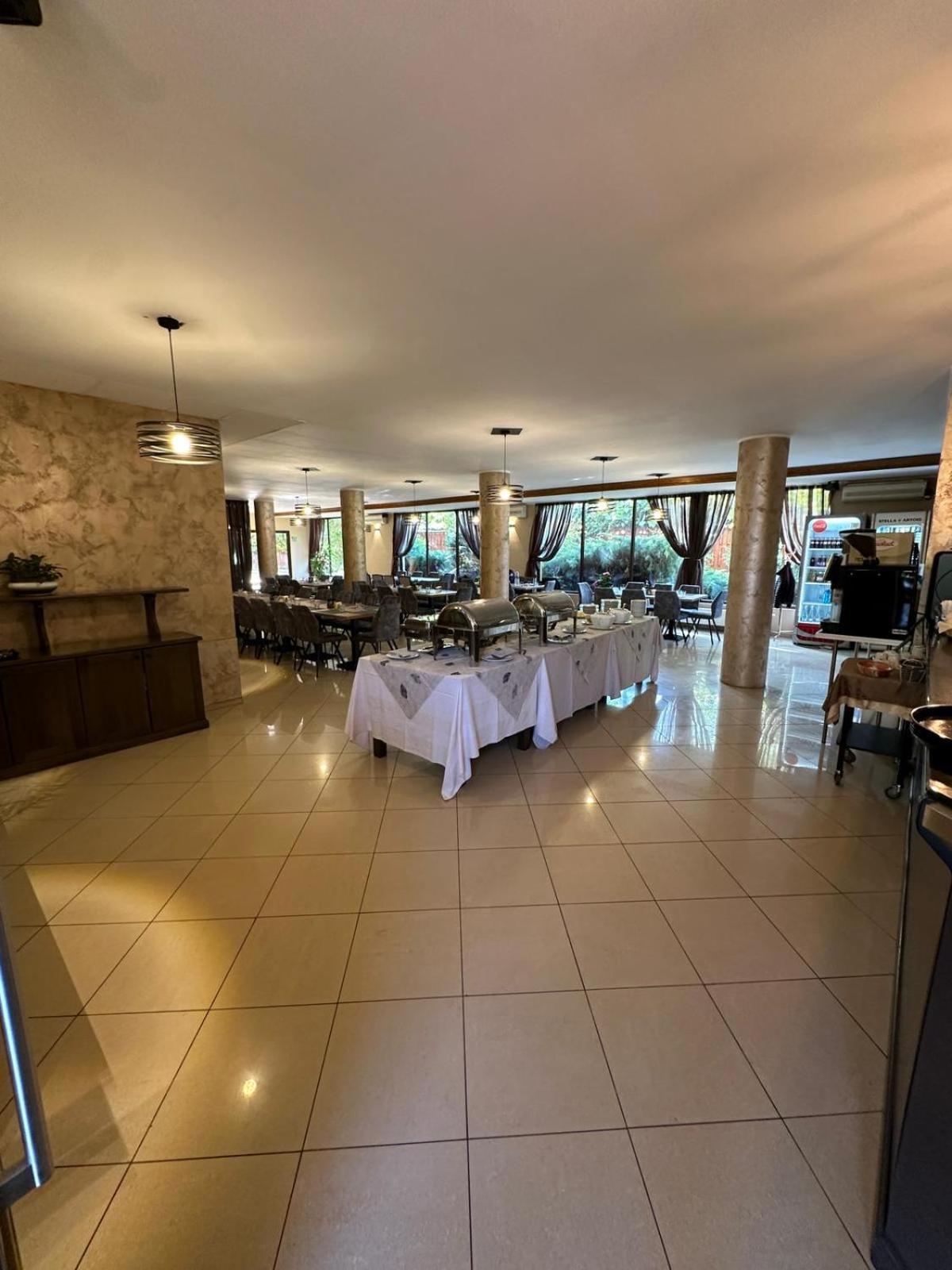 Hotel Perla Timişoara Extérieur photo