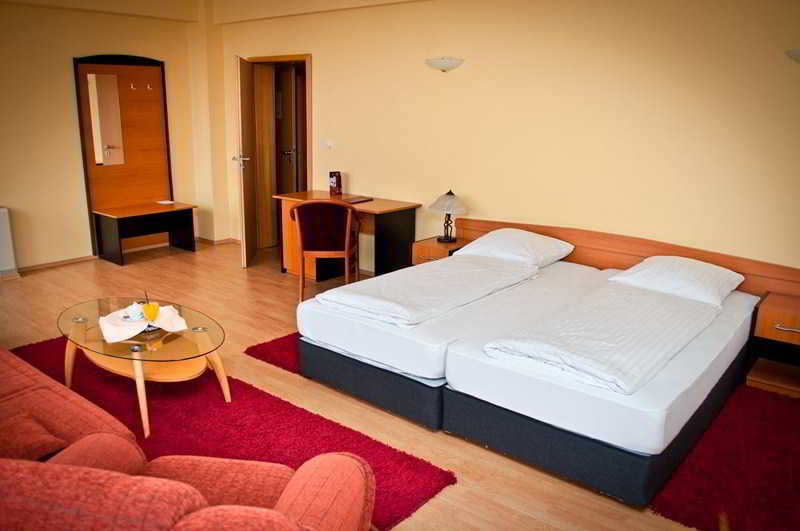 Hotel Perla Timişoara Extérieur photo